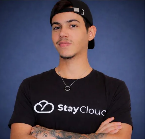 Gabriel, time StayCloud